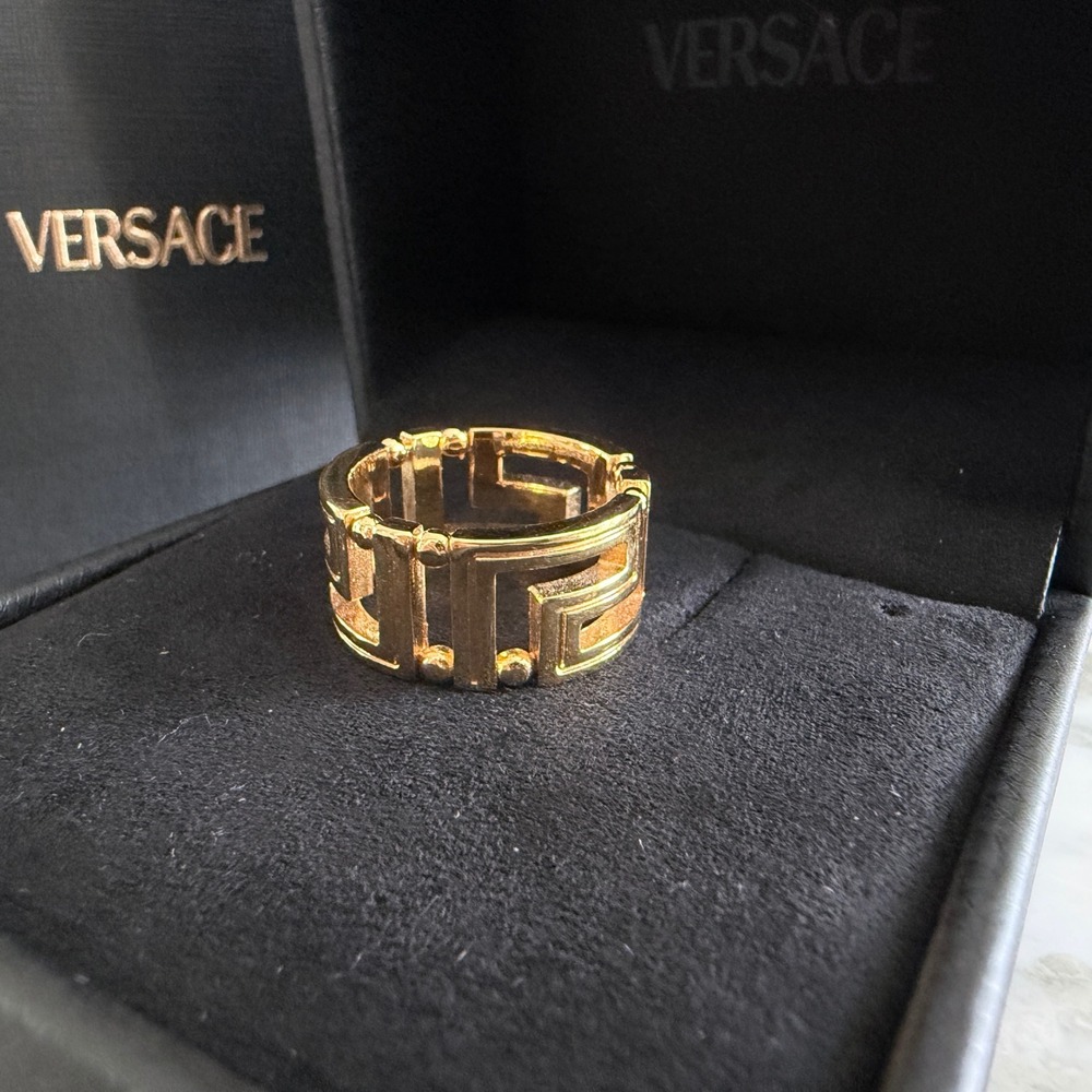 Versace Greca Key Ring Gold Tone Wide Band Openwork Design Size 17 DG57563